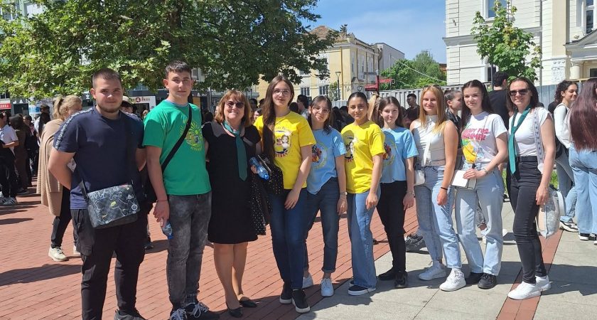 Иновативна ПГСС „Никола Пушкаров“ взе участие в IX Регионална панорама на професионалното образование, организирана от РУО Търговище.